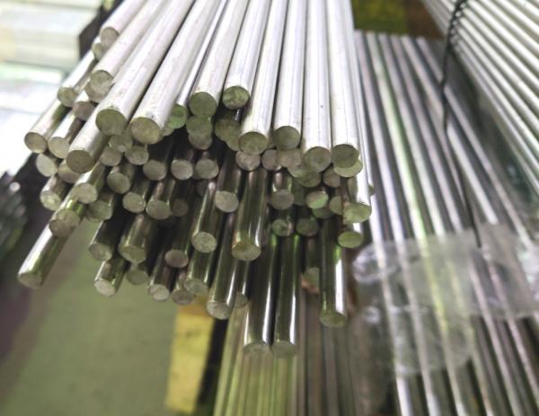 Круг нержавеющий холоднотянутый 12мм h9 AISI 304 — фото 2